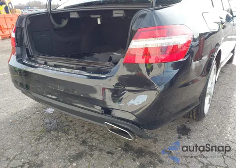 2011 Mercedes-Benz E 350 z USA, uszkodzony, nr VIN WDDHF5GB2BA406385